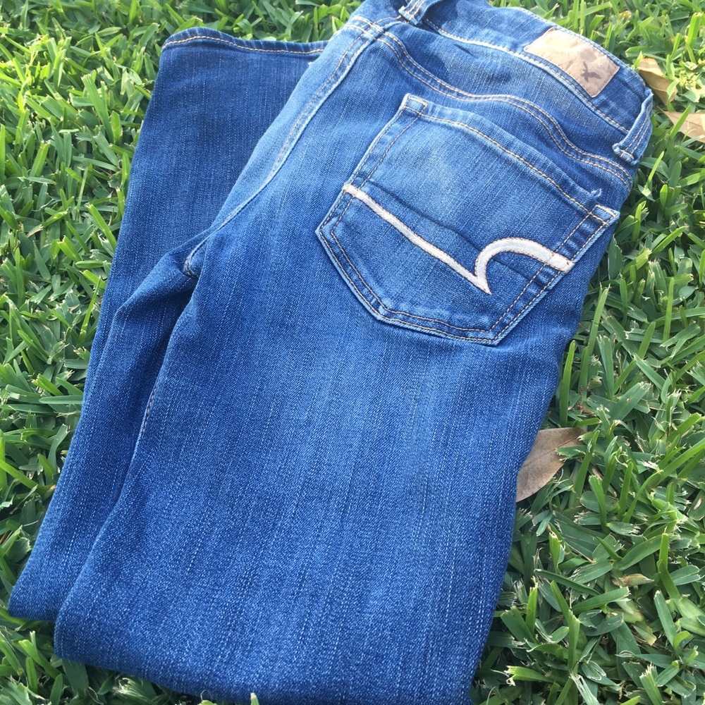 American Eagle 00 Crops-good condition